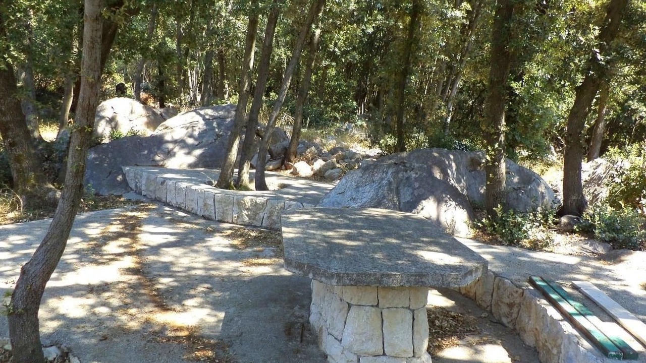 Photo of Outdoor in Suha Punta