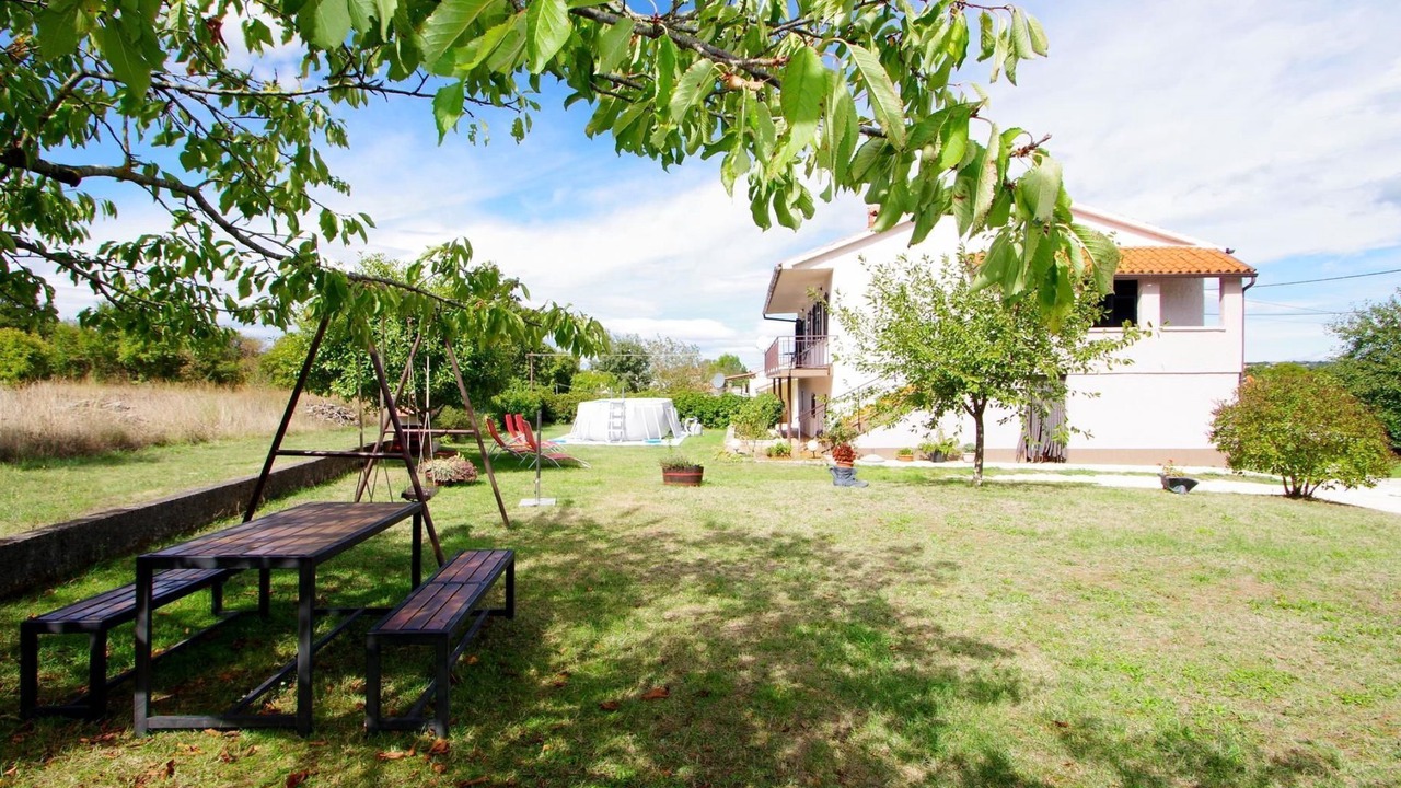 Photo of Outdoor in Sajini