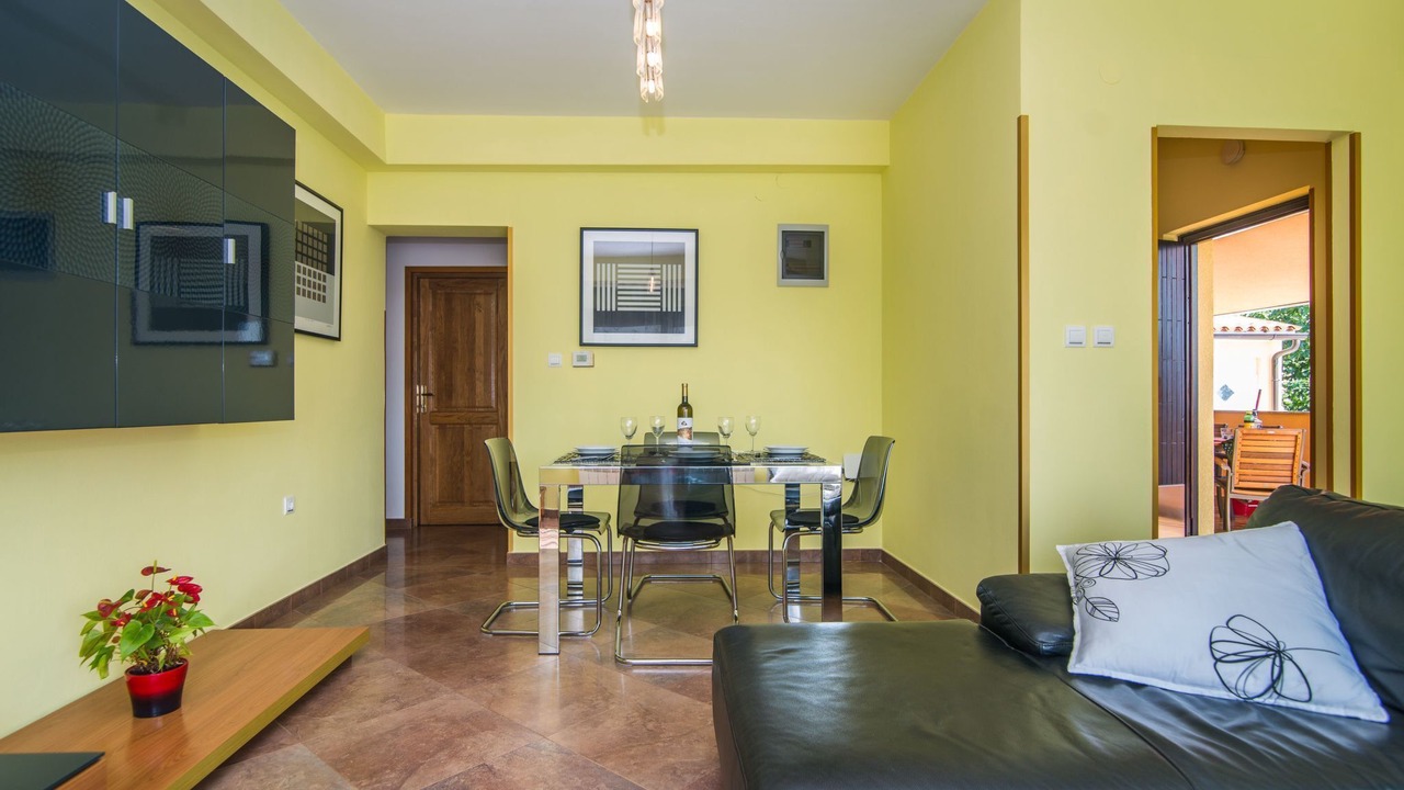 Photo of Livingroom in Skatari