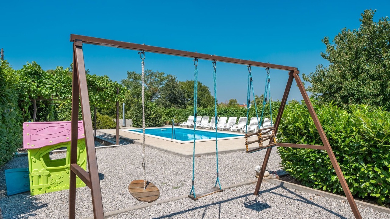 Photo of Outdoor in Sestanovac
