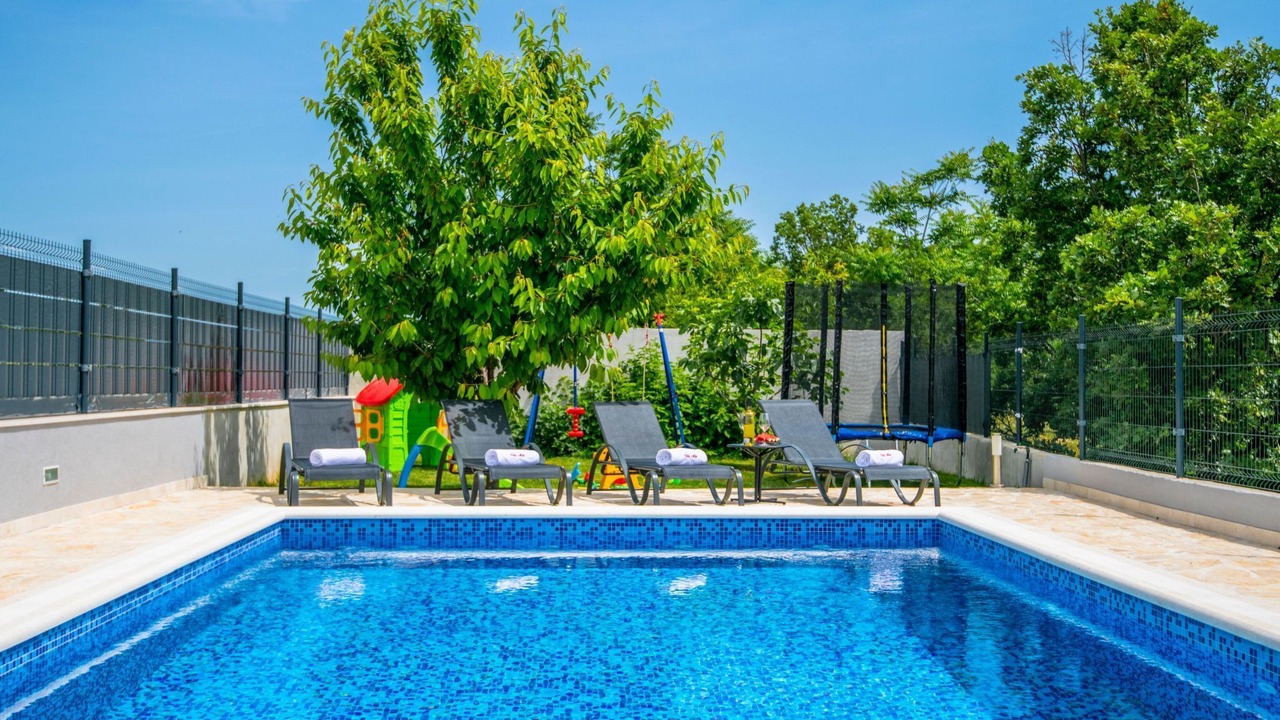 Photo of Outdoor in Sestanovac