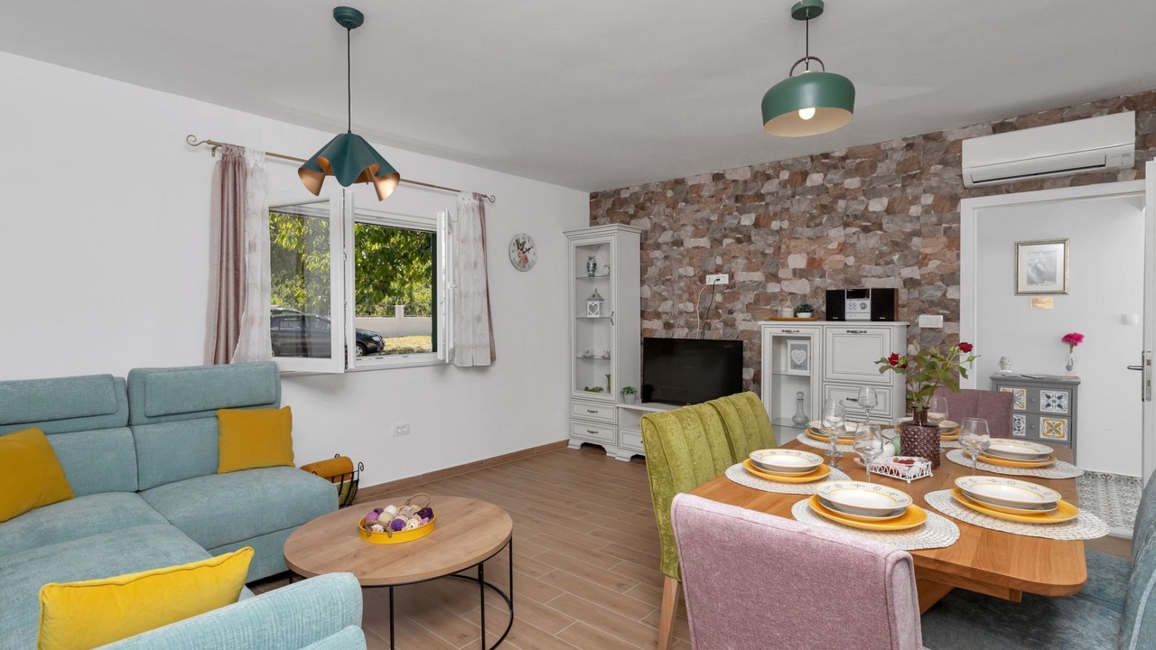 Photo of Livingroom in Rascane