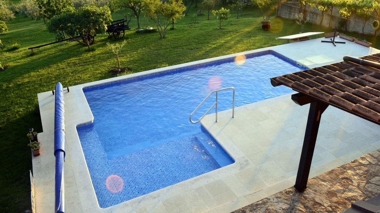 Photo of Outdoor in Fuskulin