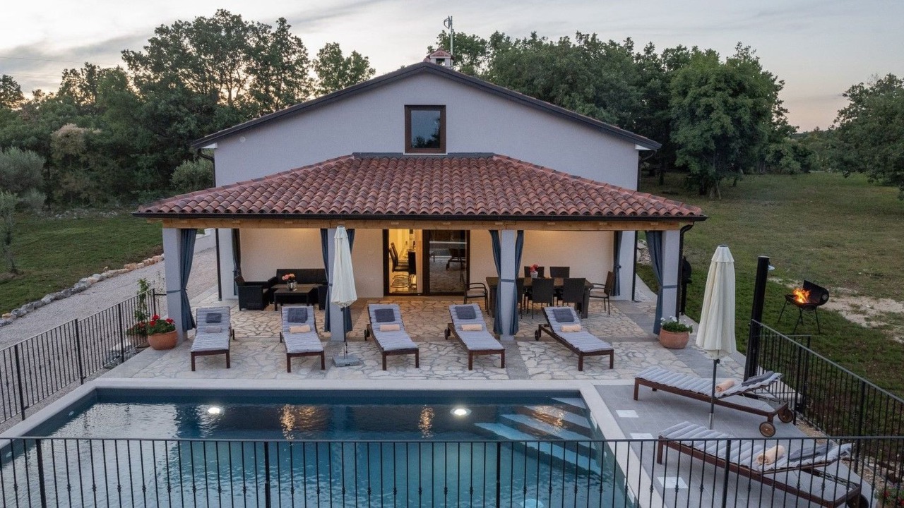 Photo of Outdoor in Bibali