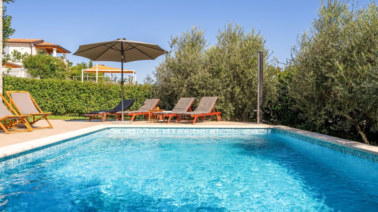 Photo of Outdoor in Vrvari