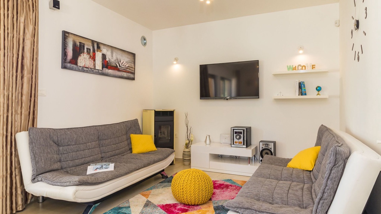 Photo of Livingroom in Jursici