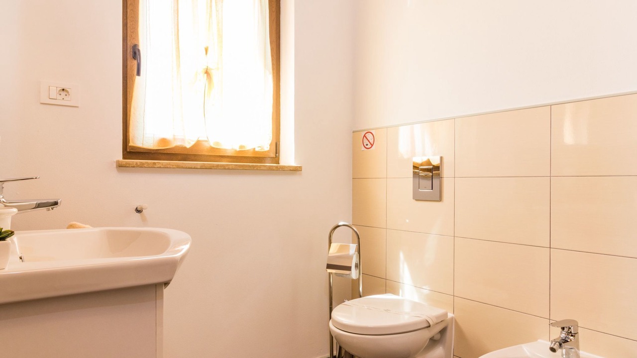 Photo of Bathroom in Jursici