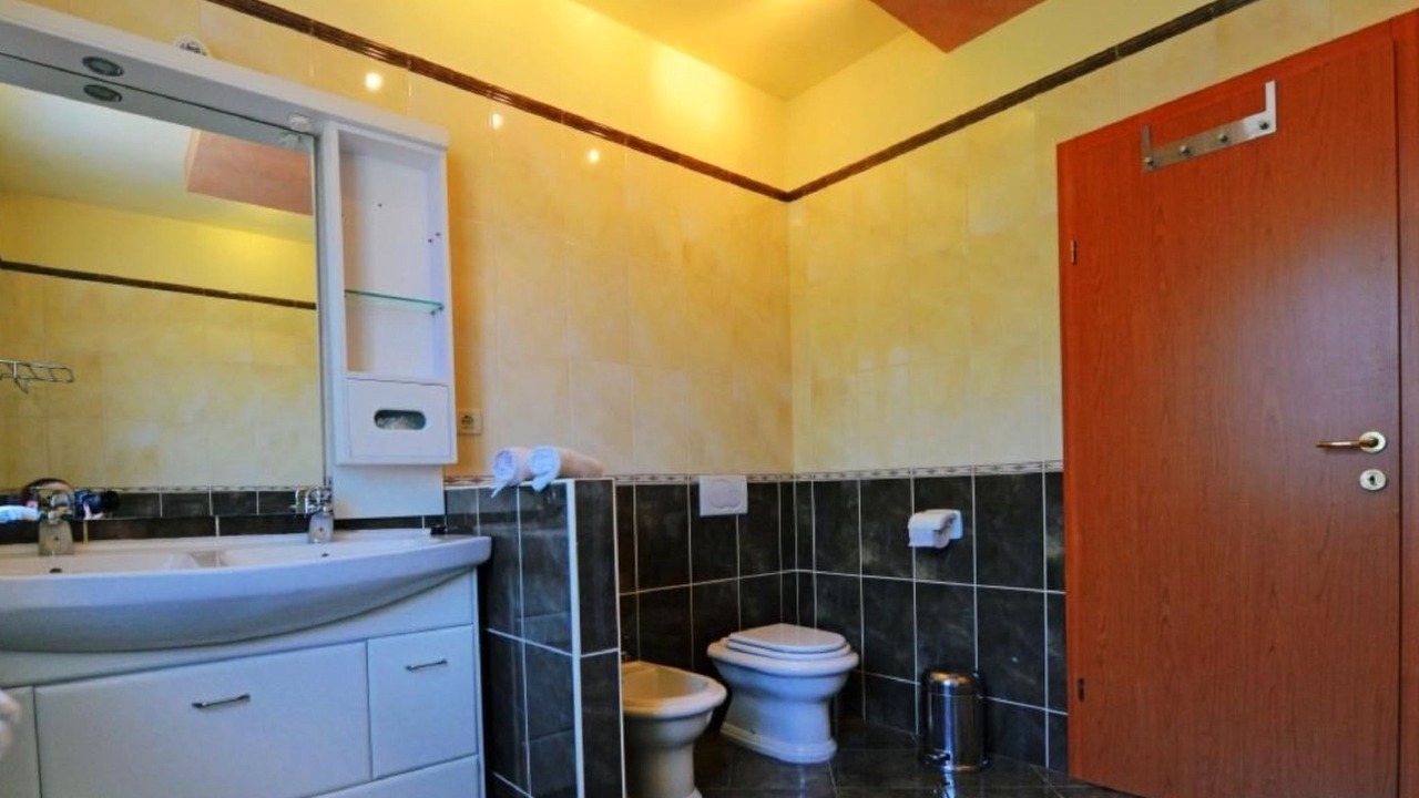 Photo of Bathroom in Kapelica
