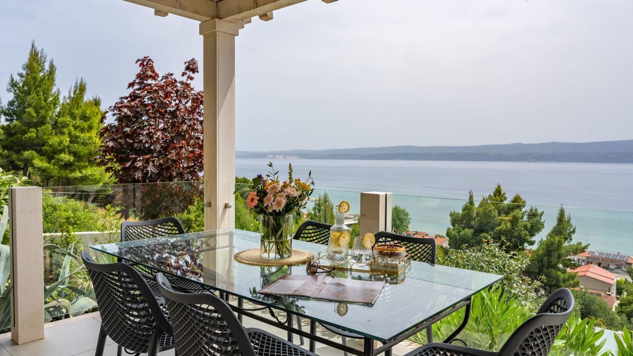 Photo of Outdoor in Duce
