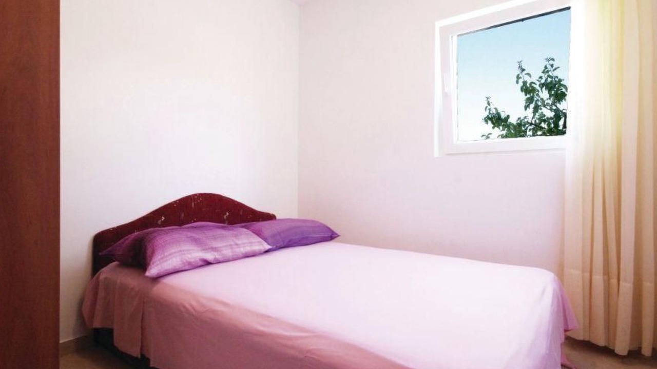 Photo of Bedroom in Grohote