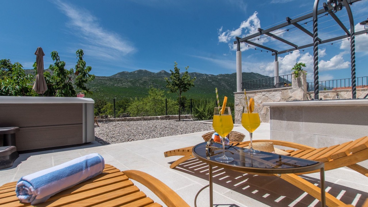 Photo of Patio Balcony in South Croatia Coast