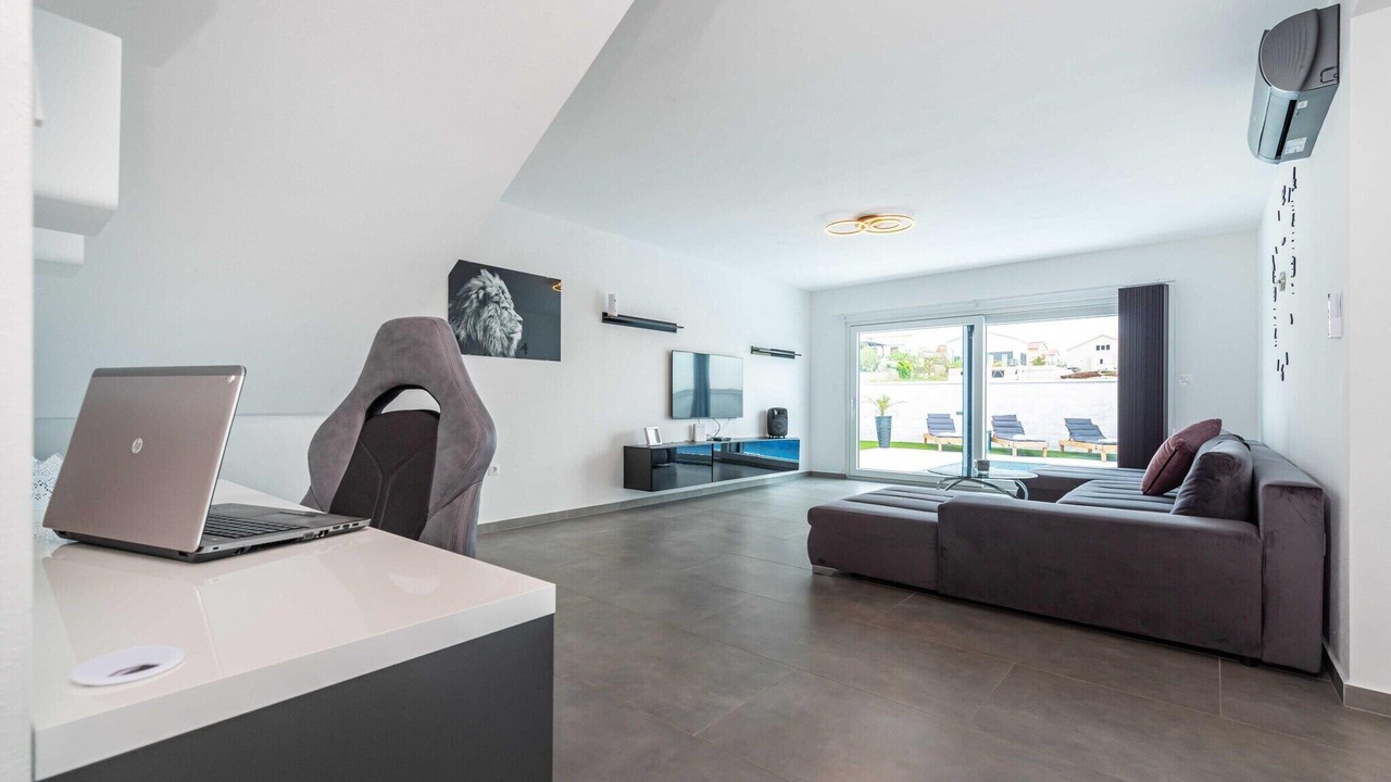 Photo of Livingroom in Razanac