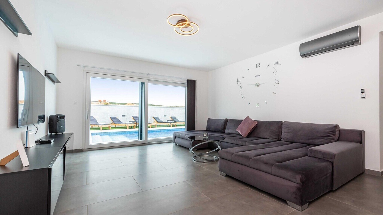 Photo of Livingroom in Razanac