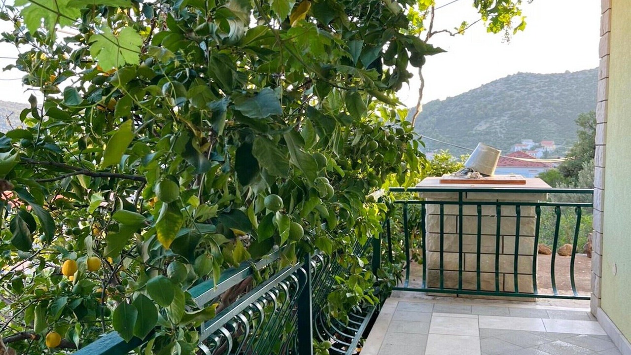 Photo of Patio Balcony in Poljica