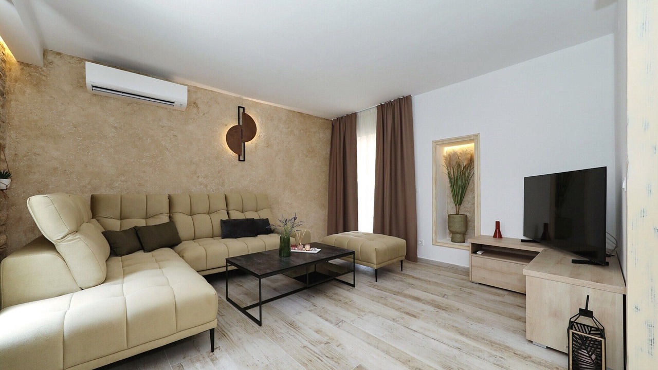 Photo of Livingroom in Sukosan