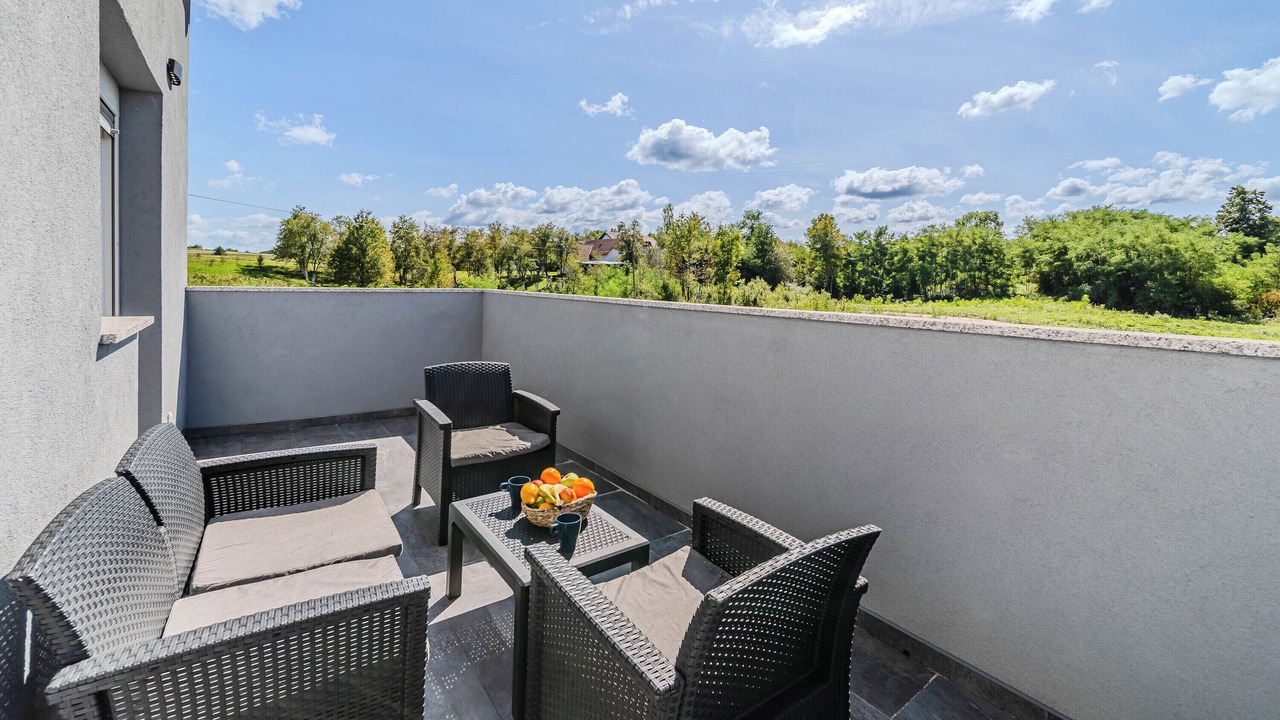 Photo of Patio Balcony in Irinovac