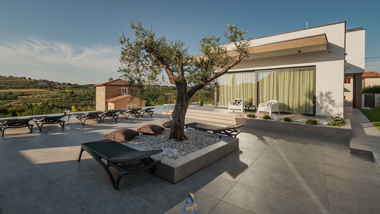 Photo of Outdoor in Momjan