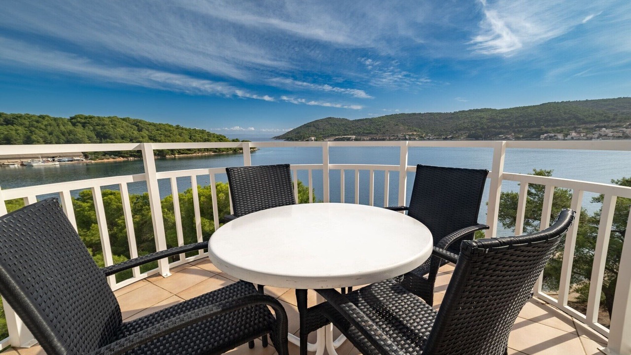 Photo of Patio Balcony in Cove Rogacic