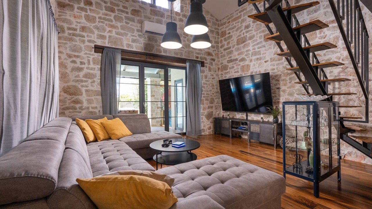 Photo of Livingroom in Filipini