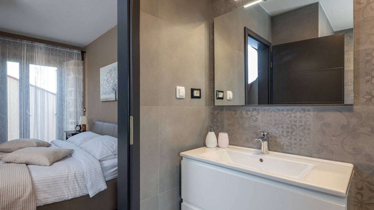 Photo of Bedroom in Filipini