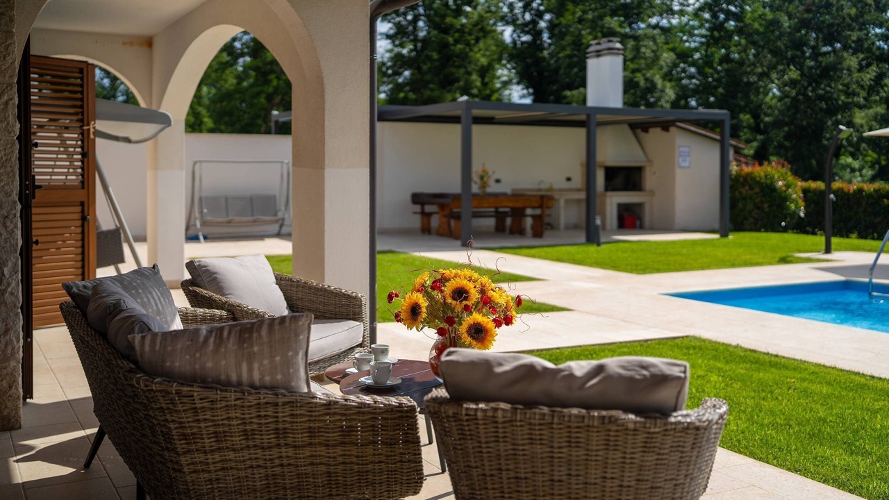 Photo of Patio Balcony in Katun