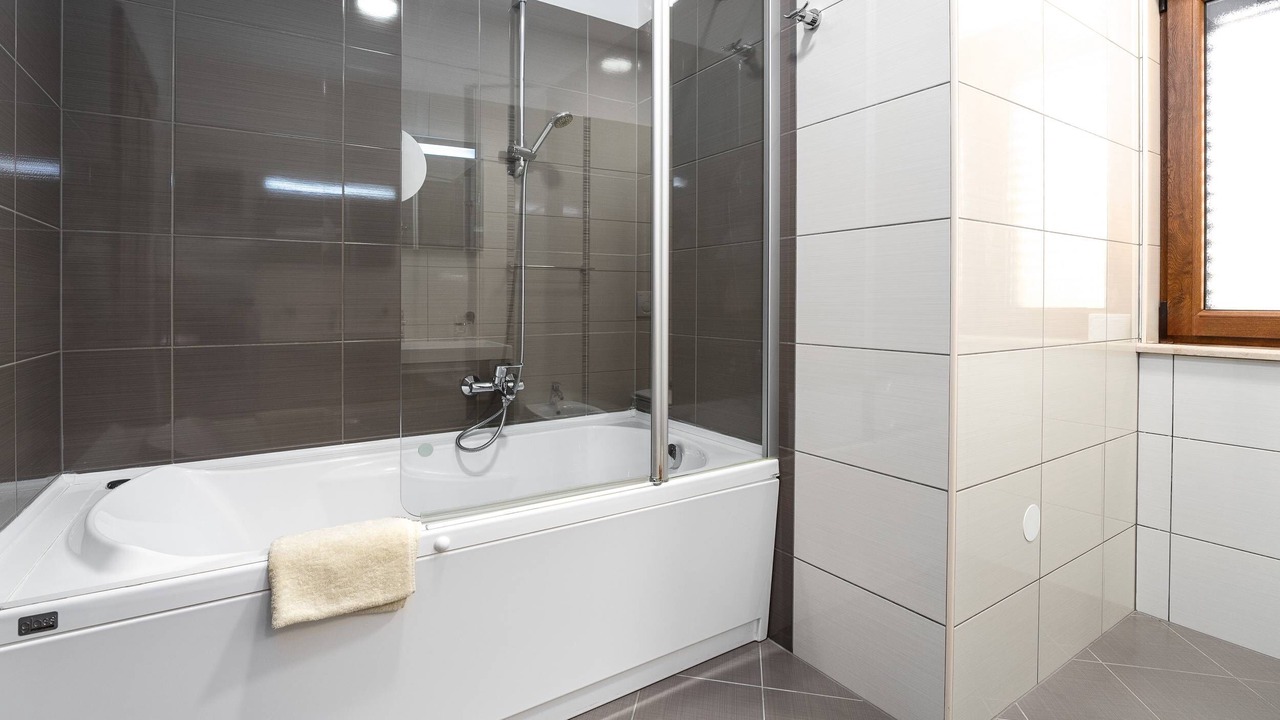Photo of Bathroom in Katun