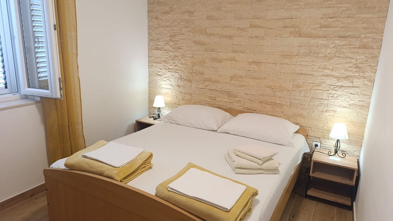 Photo of Bedroom in Metajna