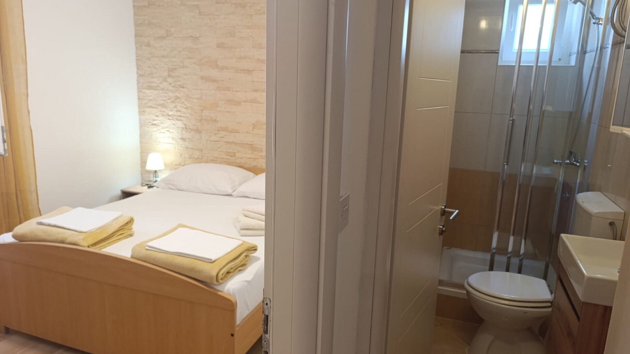 Photo of Bedroom in Metajna