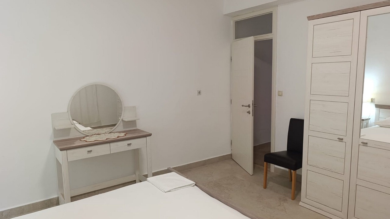 Photo of Bedroom in Metajna