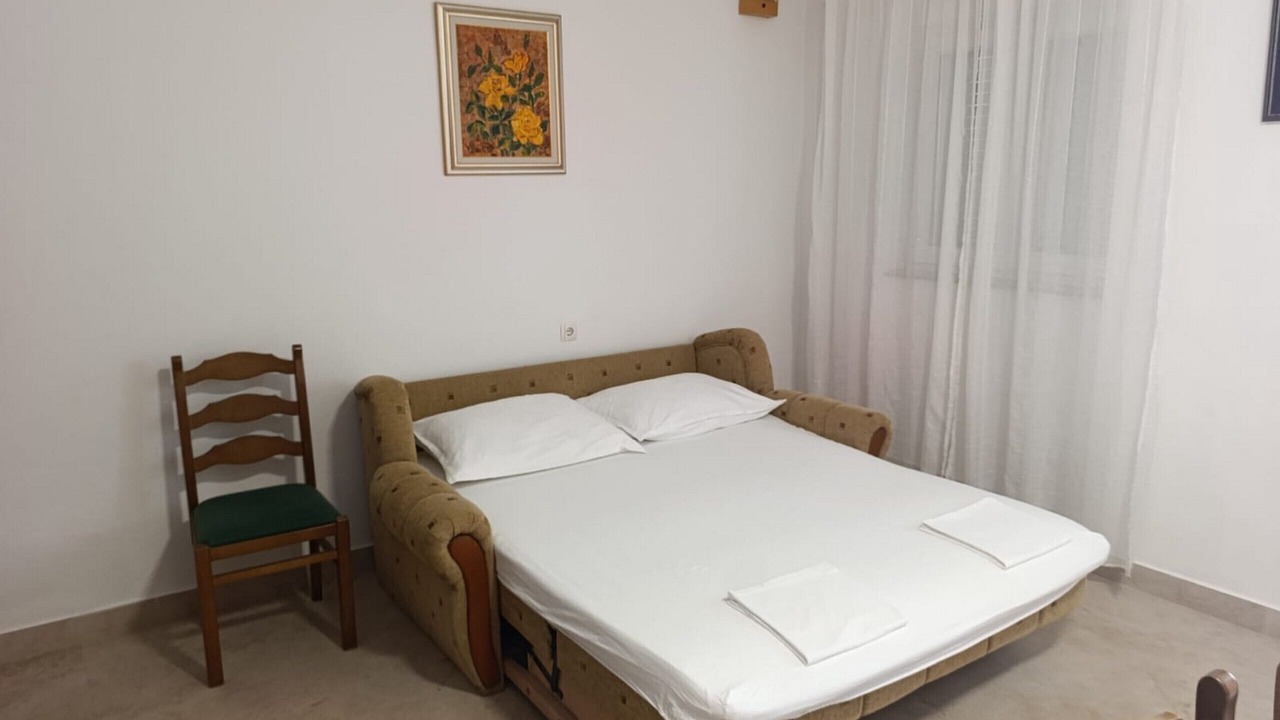 Photo of Bedroom in Metajna