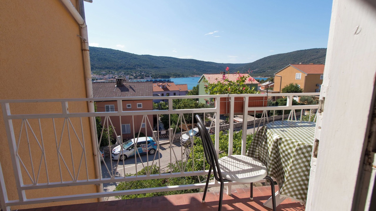 Photo of Outdoor in Cres