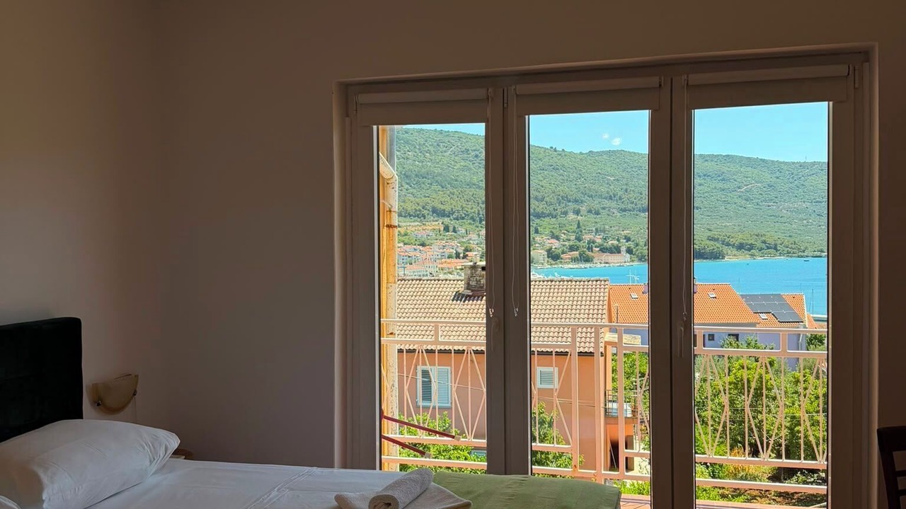 Photo of Bedroom in Cres