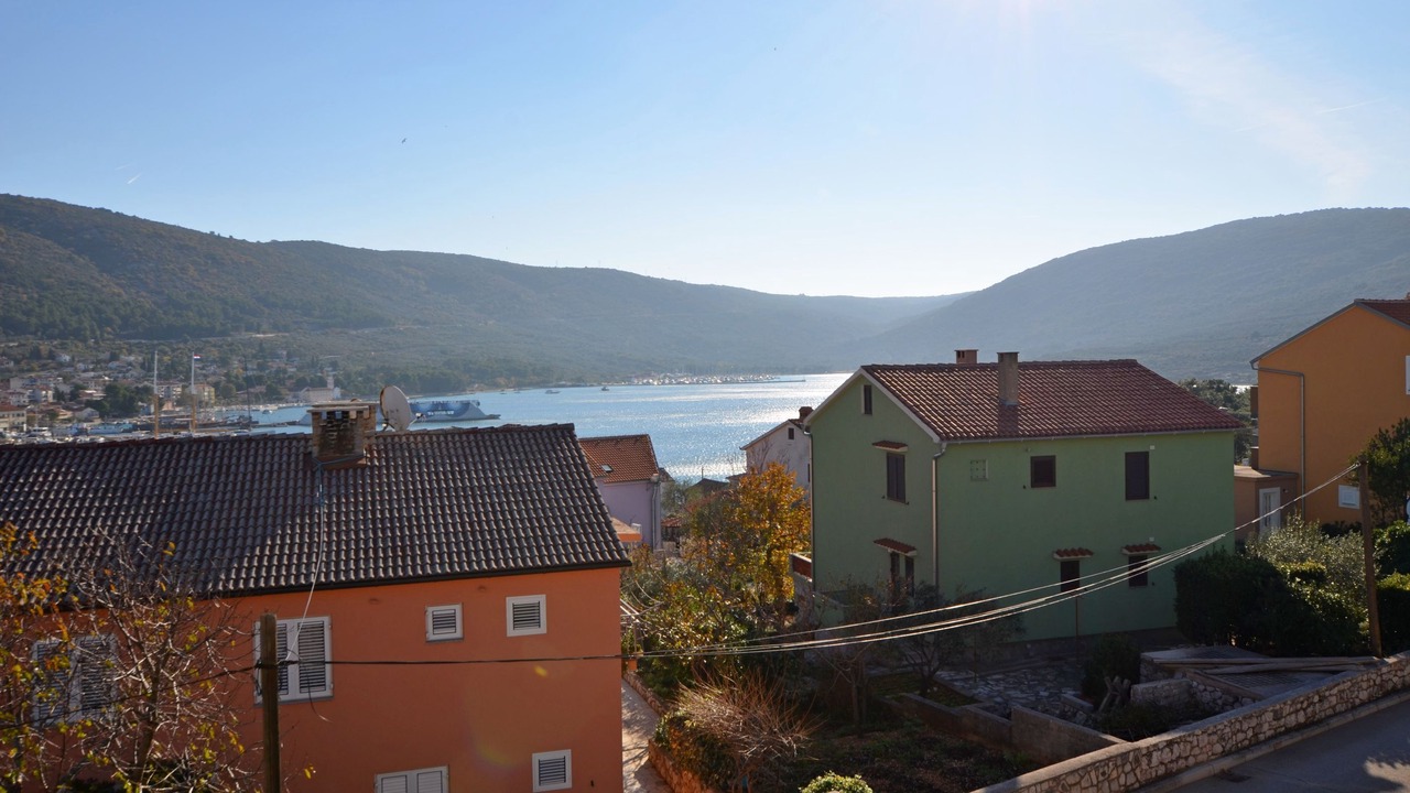 Photo of Others in Cres