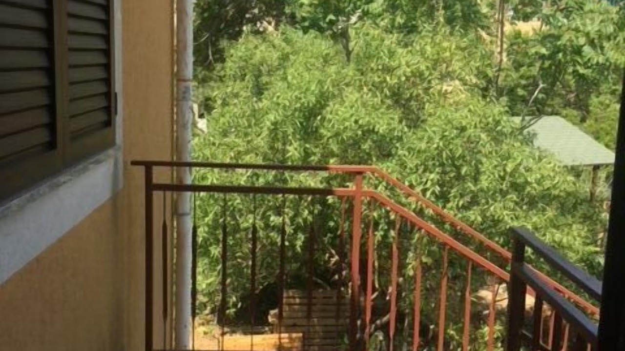 Photo of Outdoor in Cres