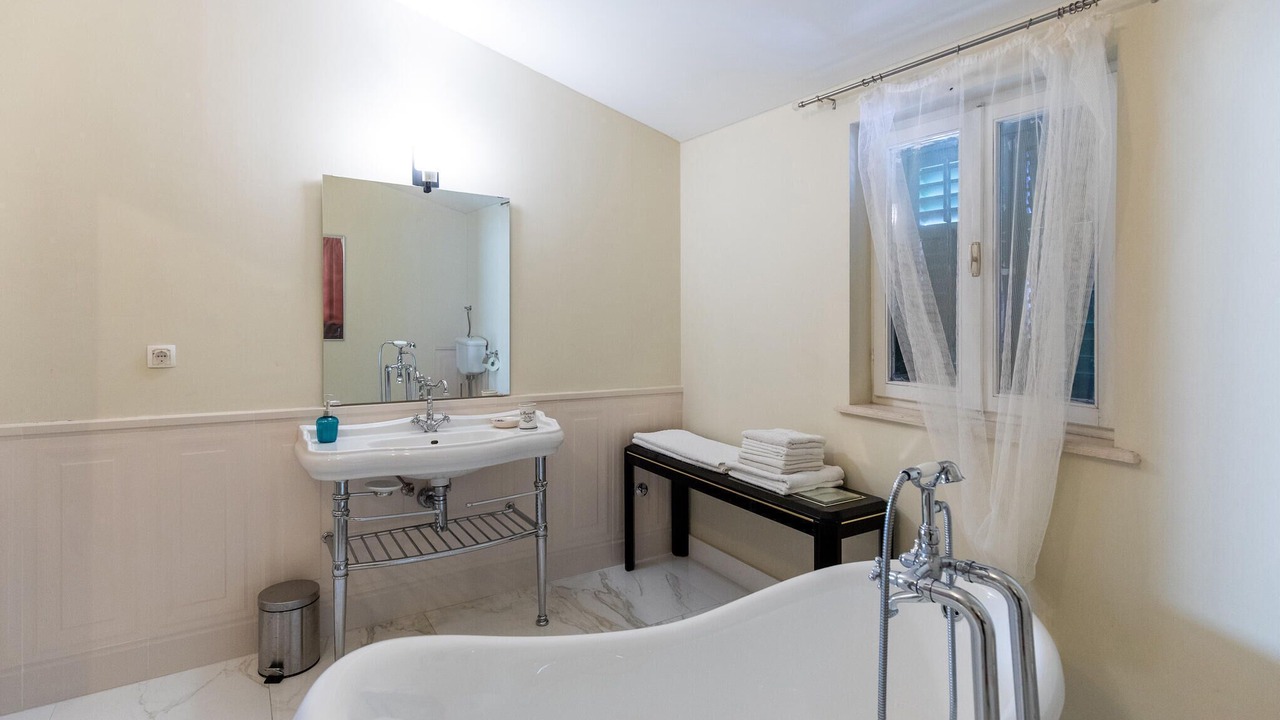 Photo of Bathroom in Ploce