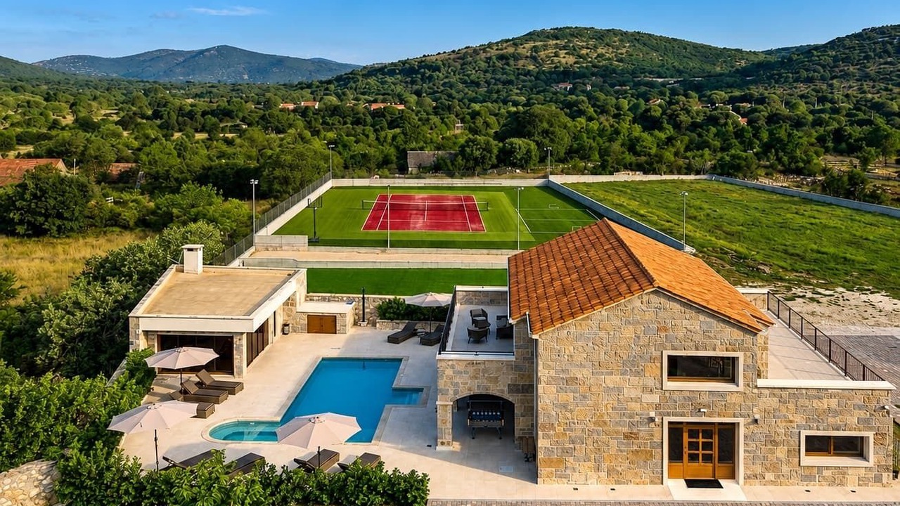 Photo of Outdoor in Businci