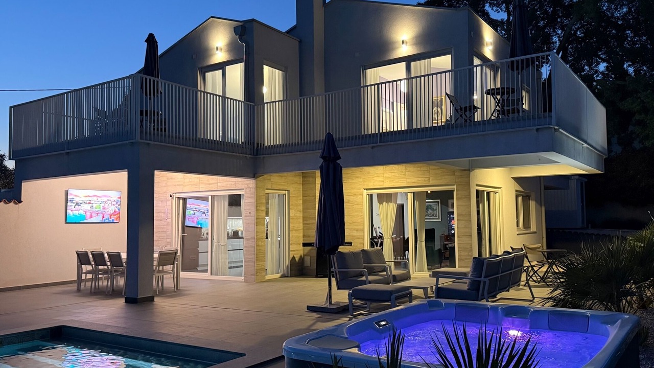 Photo of Patio Balcony in Baderna