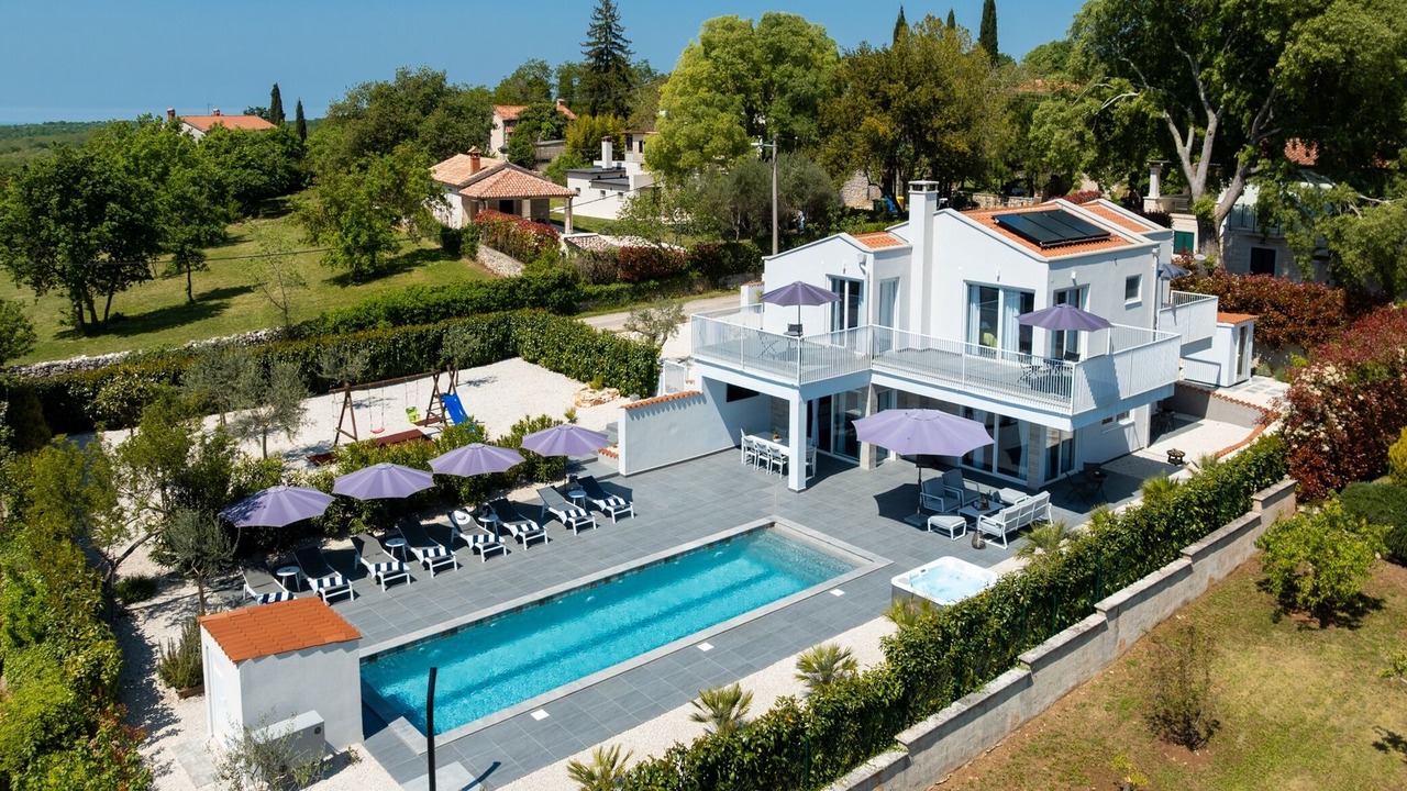 Photo of Outdoor in Baderna