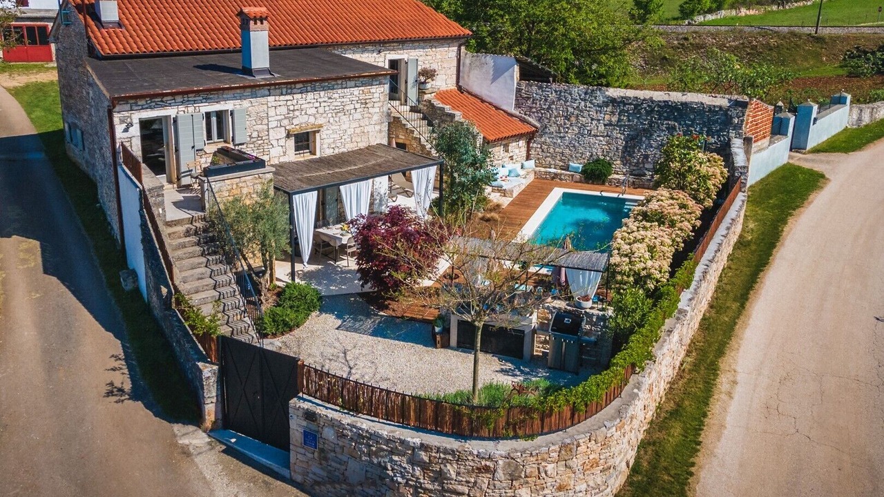 Photo of Outdoor in Zminj