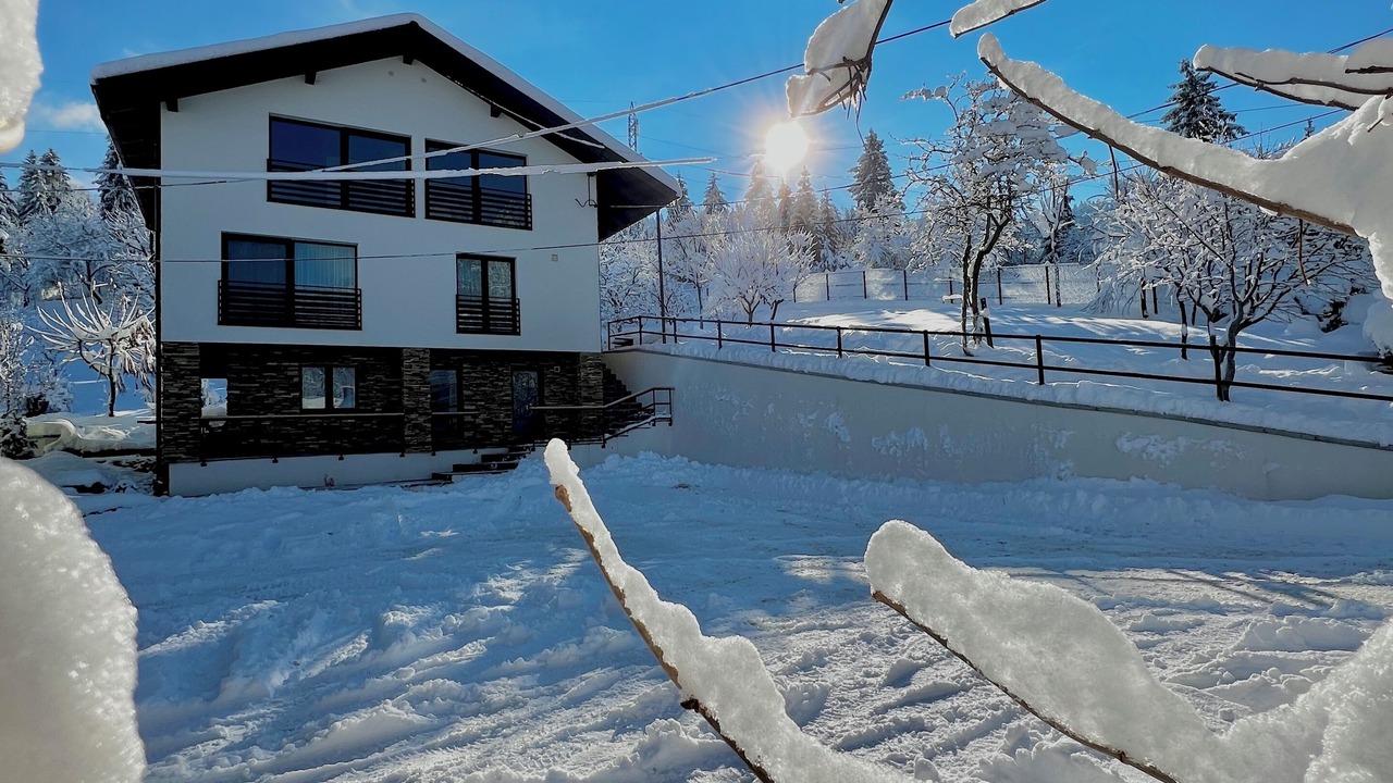 Photo of Outdoor in Borsa