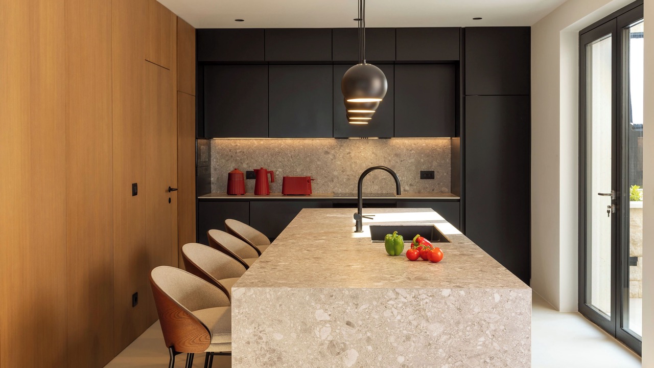 Photo of Kitchen in Pile