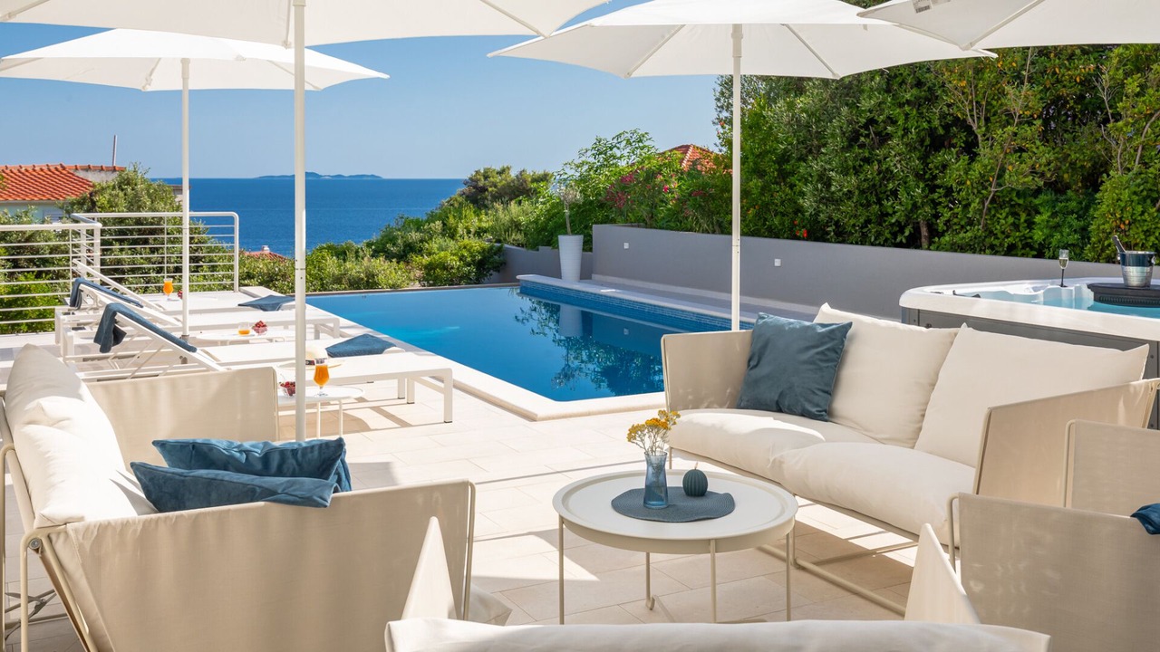 Photo of Outdoor in Blato