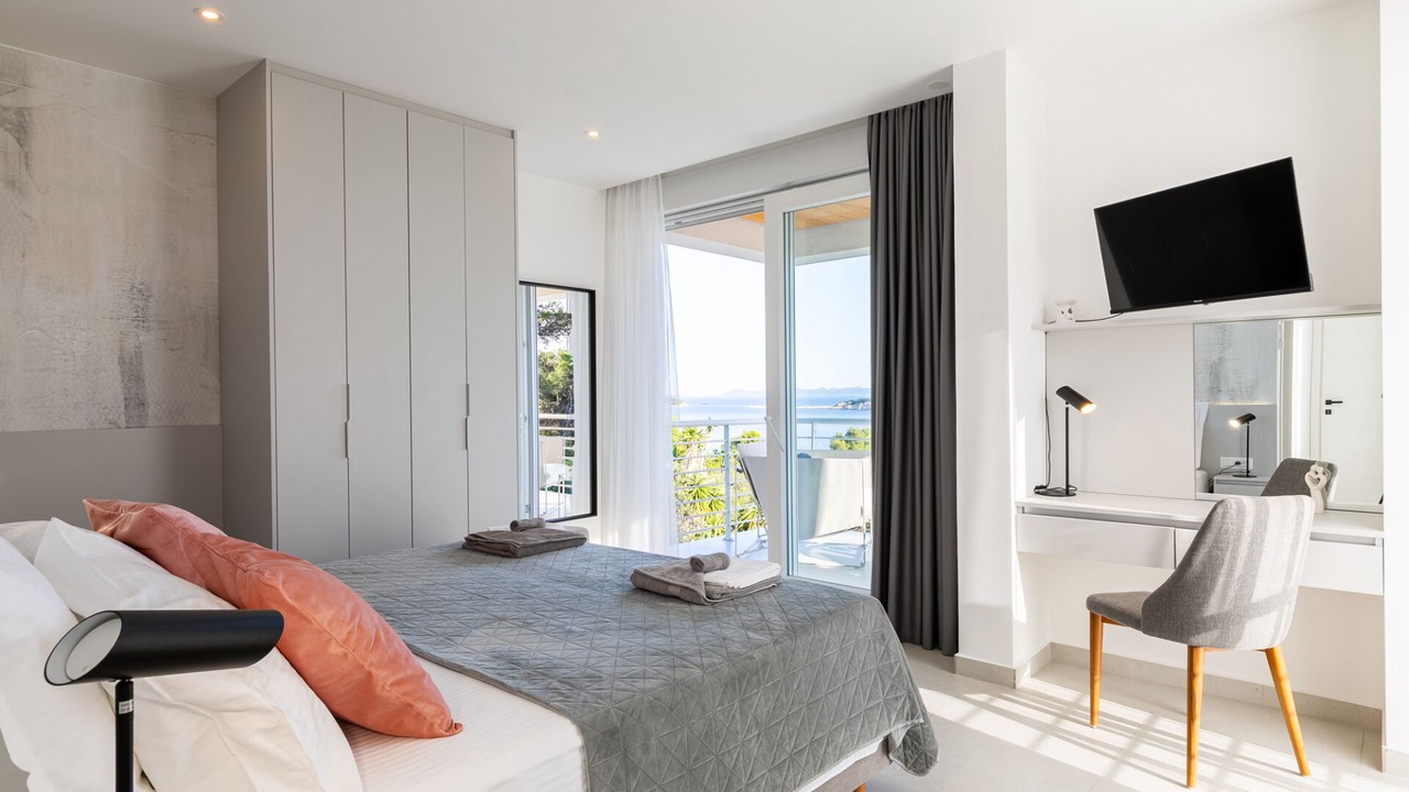 Photo of Bedroom in Blato