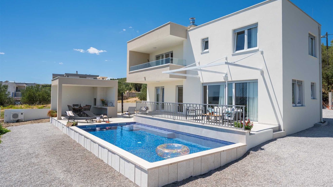 Photo of Outdoor in Rudine