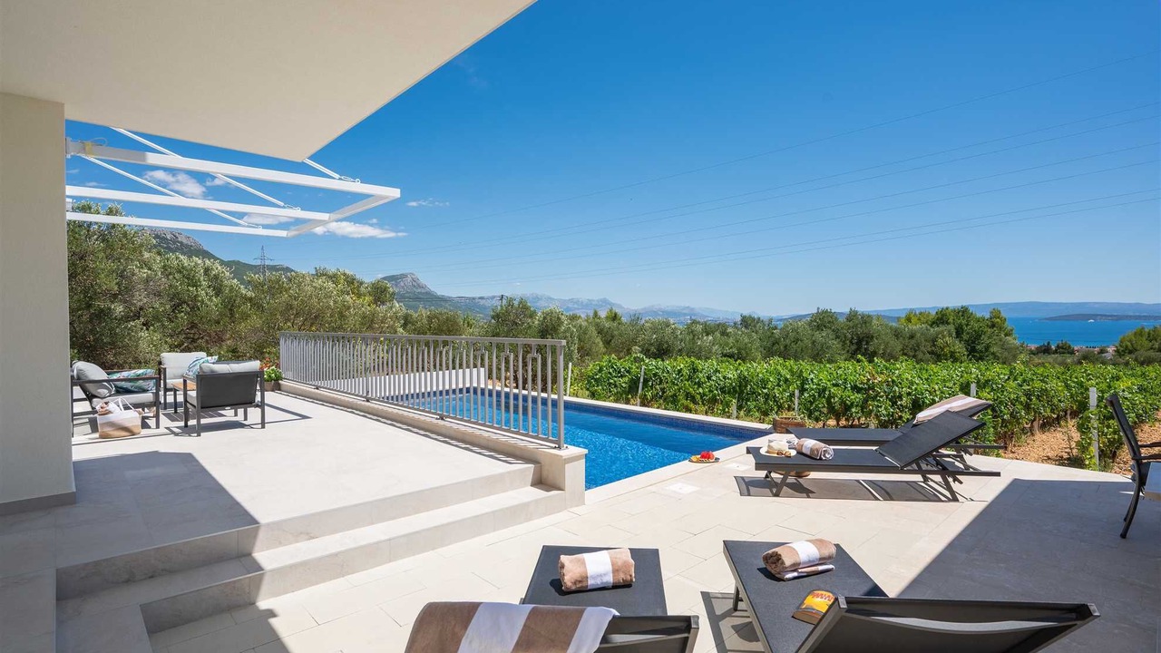 Photo of Outdoor in Rudine