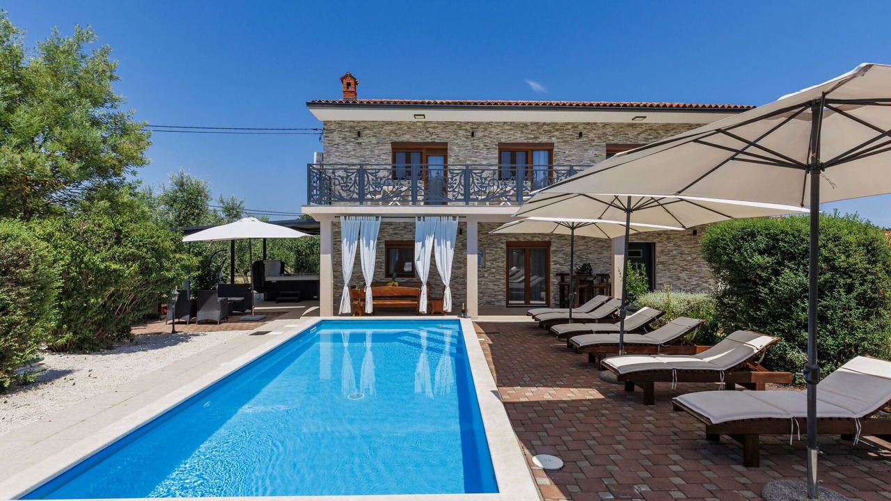 Photo of Outdoor in Pinezici