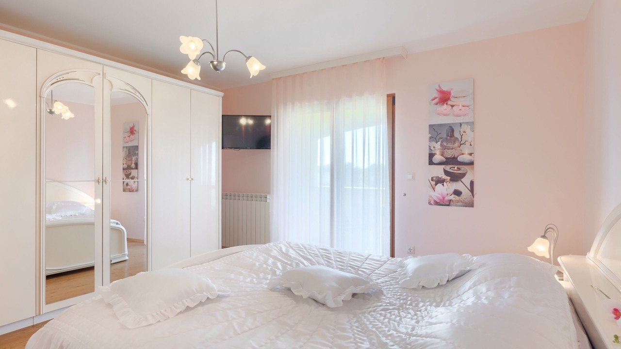 Photo of Bedroom in Vizinada