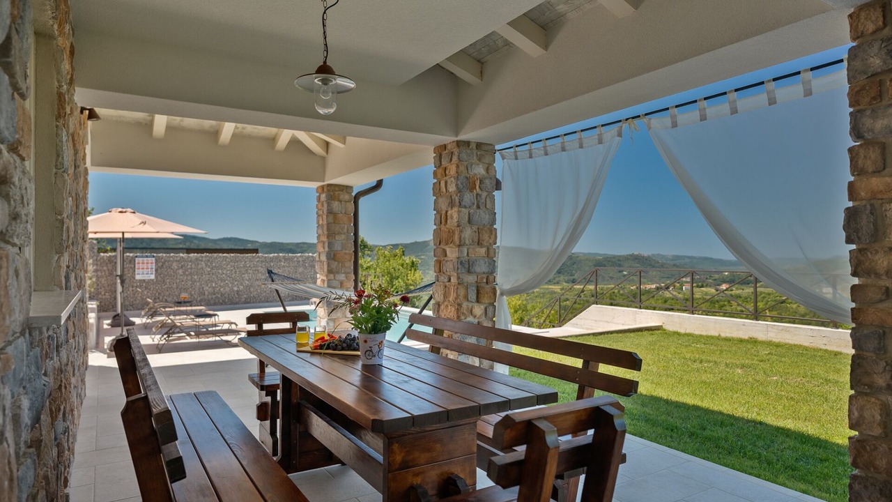 Photo of Outdoor in Sculci
