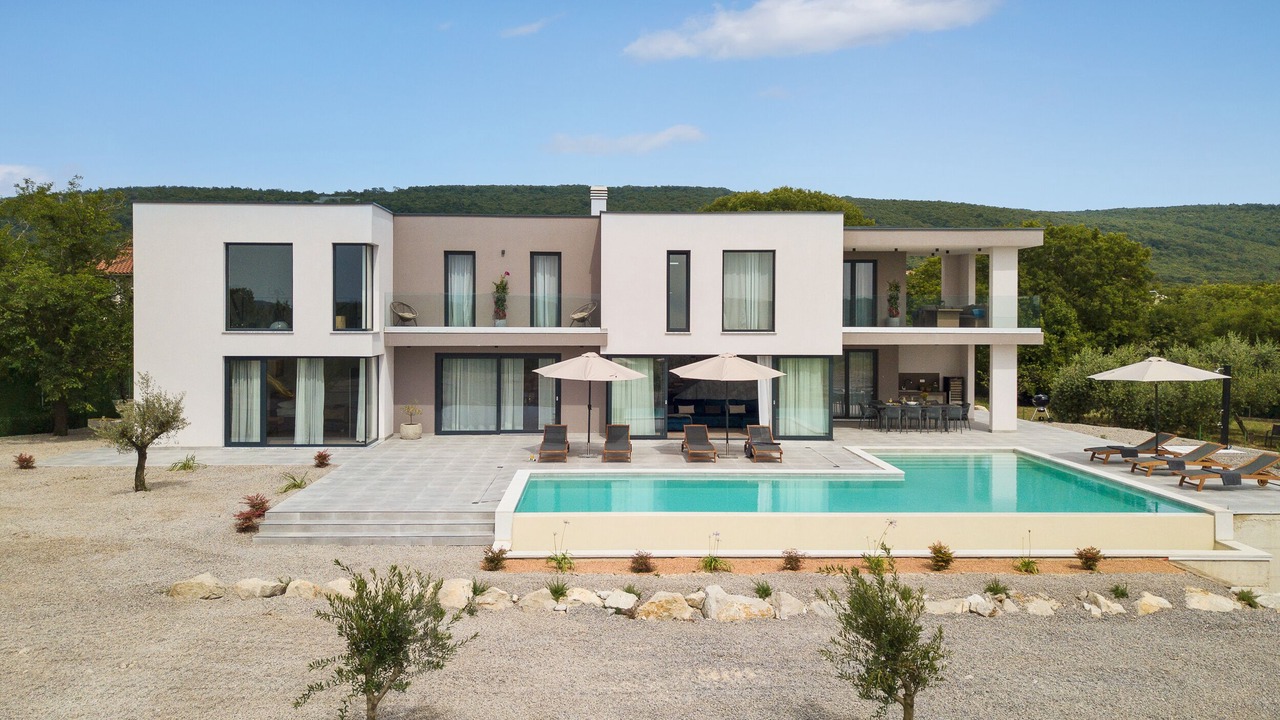 Photo of Outdoor in Brgod