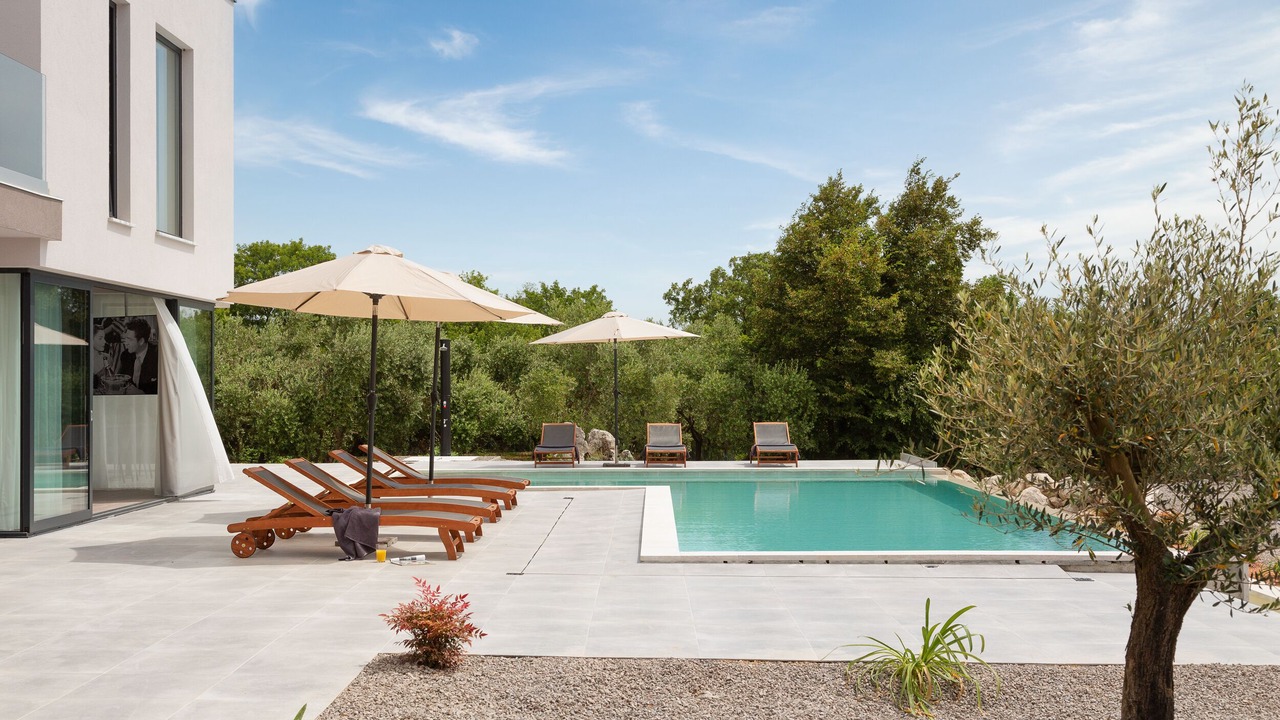 Photo of Outdoor in Brgod